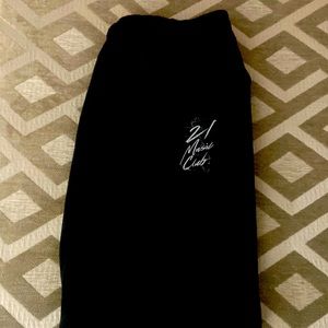 Black Joggers. “21 club”
